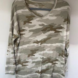 American Eagle Outfitters V- Neck Camo long sleeve waffle shirt